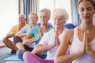 Yoga dành cho người cao tuổi và những điều cần biết