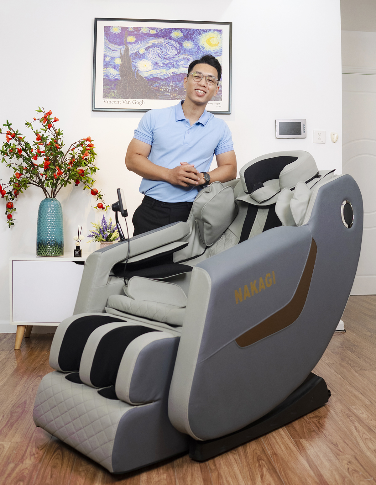 GHẾ MASSAGE TOÀN THÂN ĐA NĂNG NAKAGI - K9
